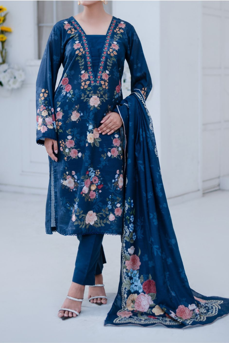 Mawra Premium Khaddar Print 3PC