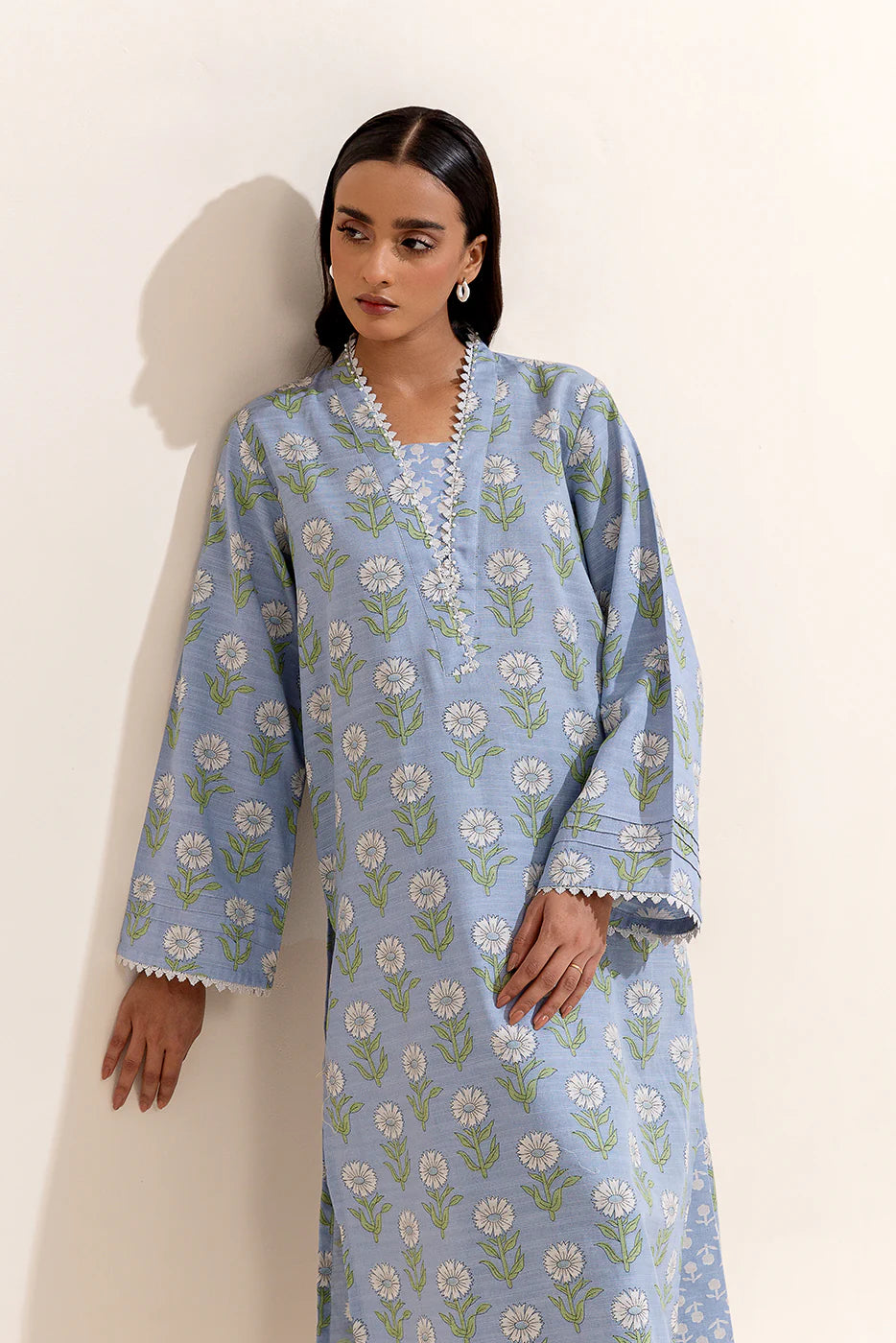 Beechtree Khaddar Print 2P Volume D-1