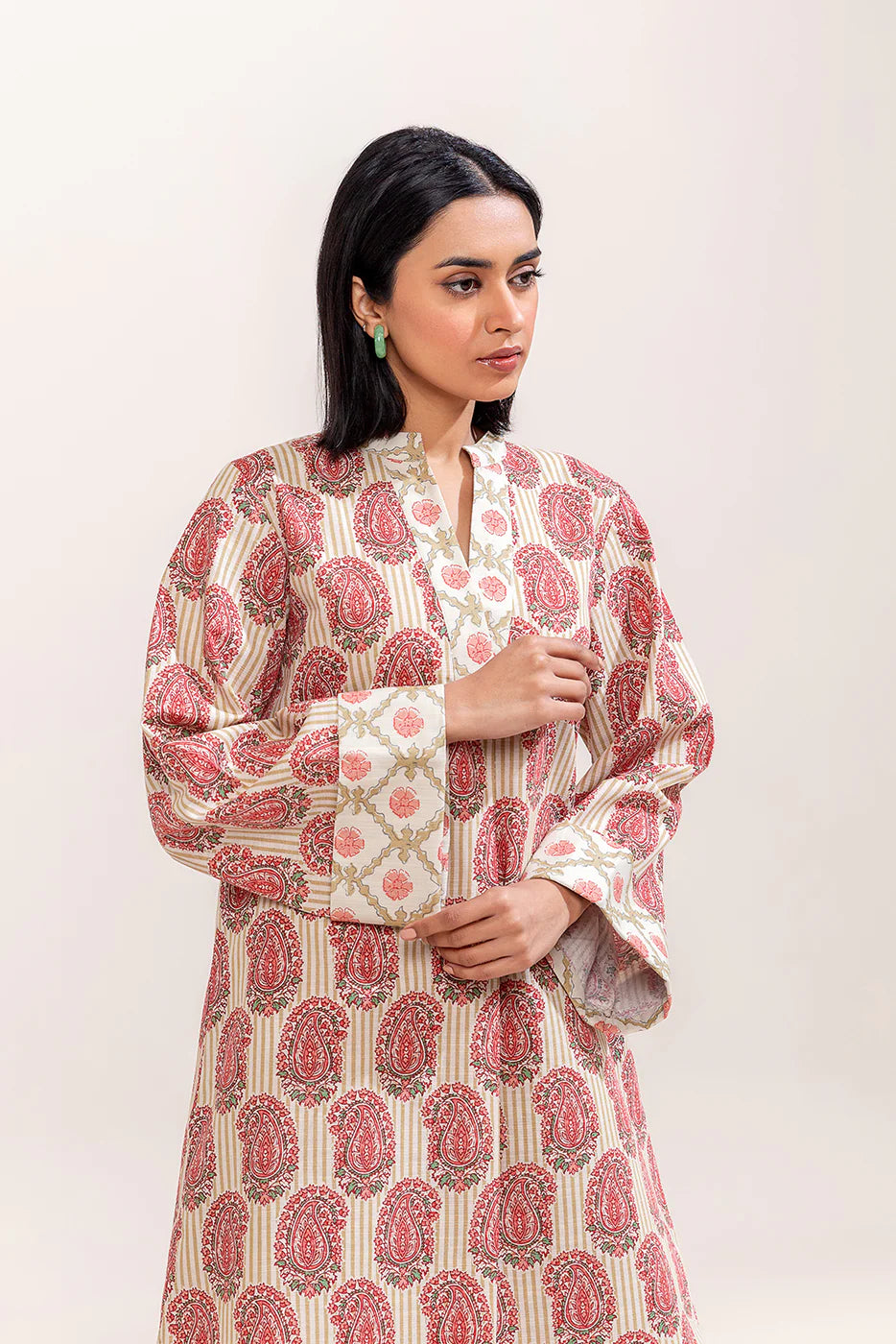 Beechtree Khaddar Print 2P Volume D-4
