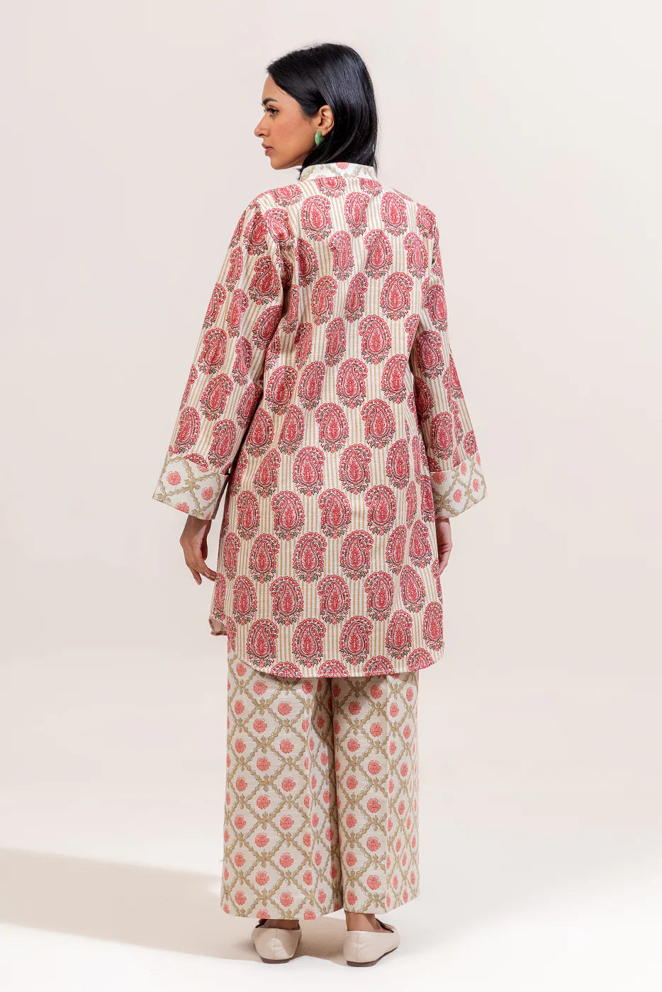 Beechtree Khaddar Print 2P Volume D-4