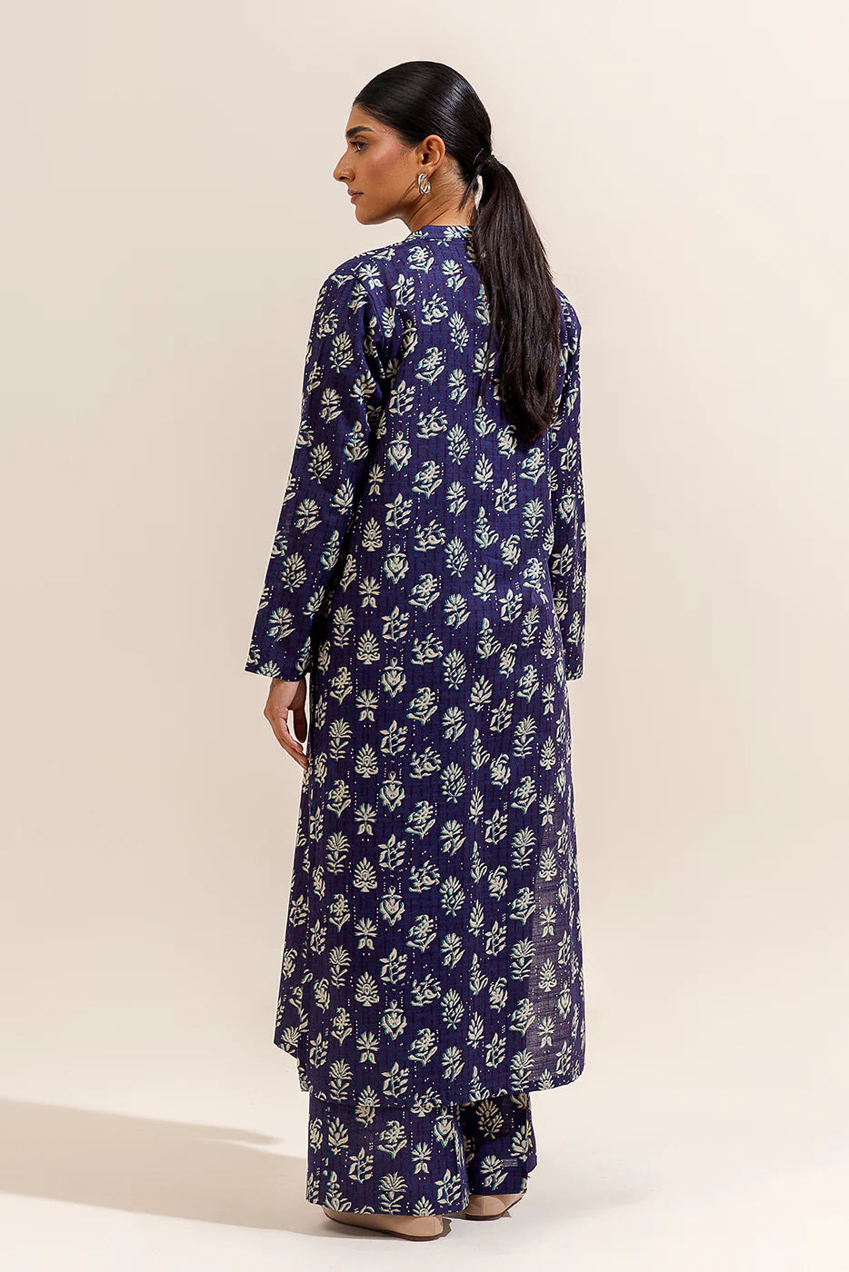 Beechtree Khaddar Print 2P Volume D-6