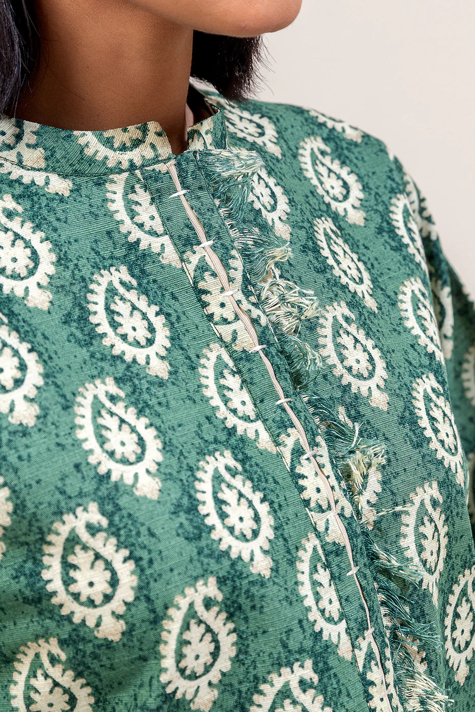 Beechtree Khaddar Print 2P Volume D-8