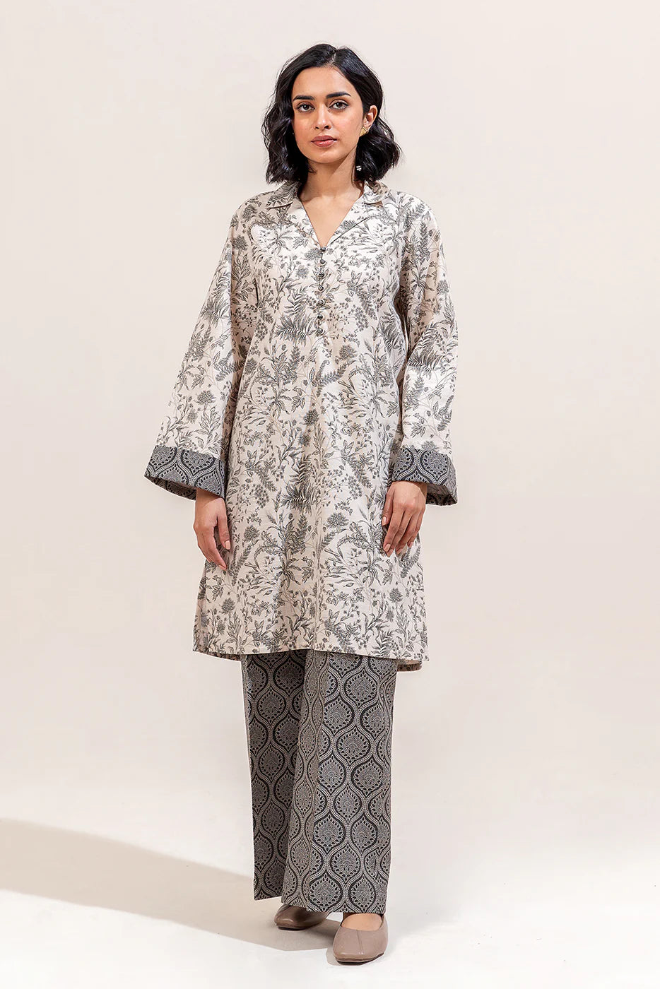 Beechtree Khaddar Print 2P Volume D-9