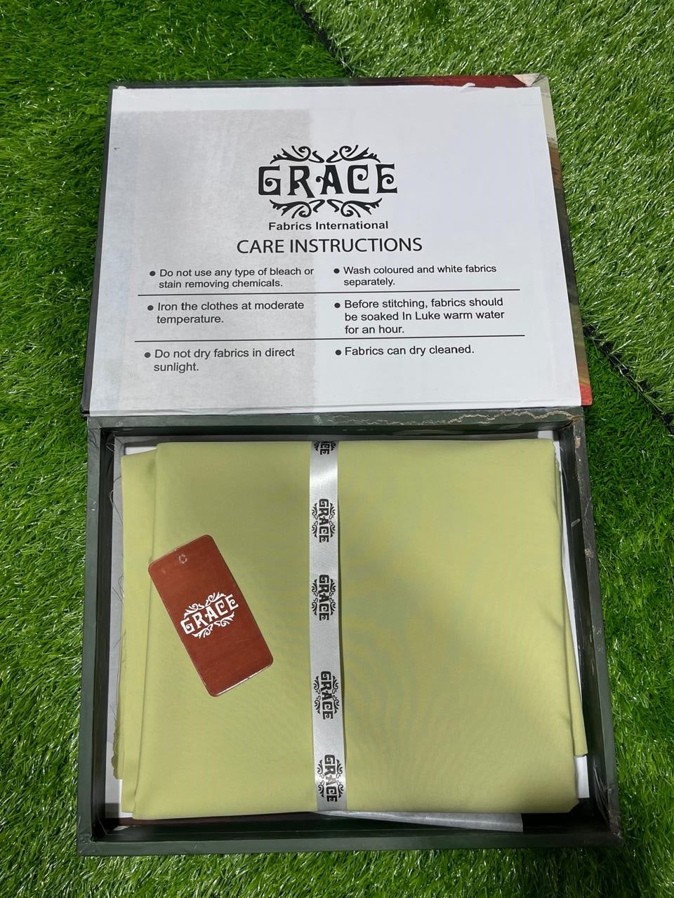 GRACE WINTER  WASH&WEAR MEN`S UNSTITCHED