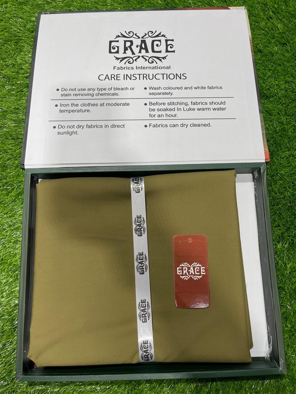 GRACE WINTER  WASH&WEAR MEN`S UNSTITCHED